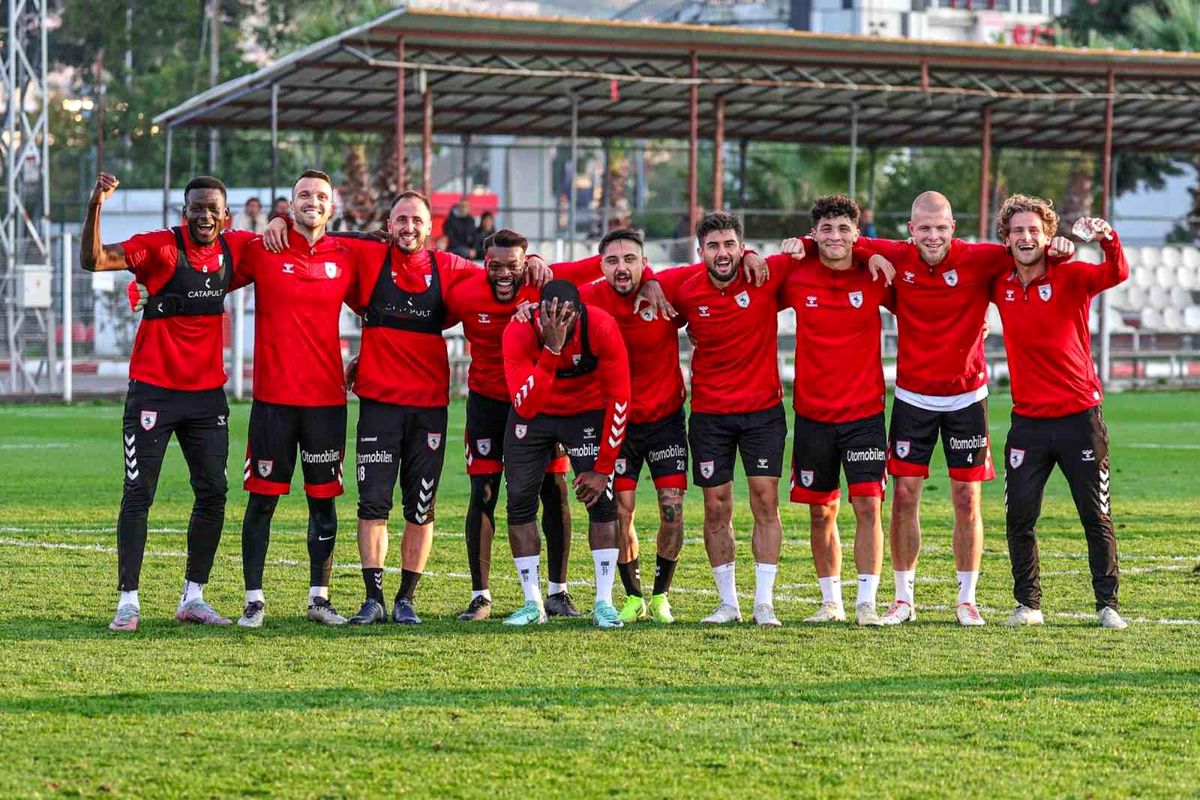 Samsunspor, deplasmanda 5\'te 5 peşinde