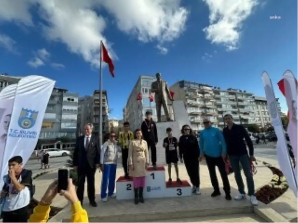 Silivri Belediyesi\'nden 29 Ekim Cumhuriyet Koşusu