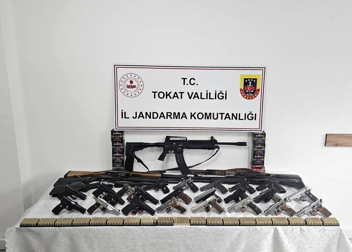 Tokat\'ta Düğünlerde Silahla Ateş Yanıtı