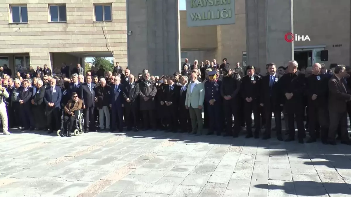 Sabahattin Çakmakoğlu için Kayseri\'de Cenaze Töreni Düzenlendi