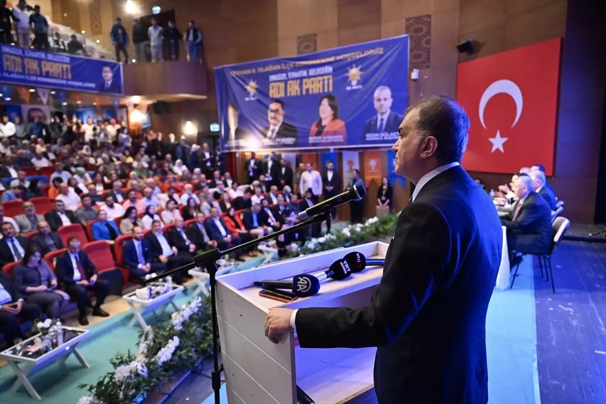 AK Parti Sözcüsü Ömer Çelik, Adana\'da partisinin ilçe kongresinde konuştu Açıklaması