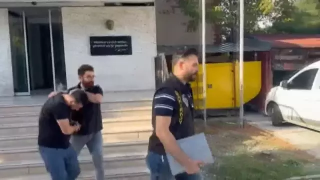 İstanbul'un göbeğindeki AVM'de kadınları böyle taciz etti