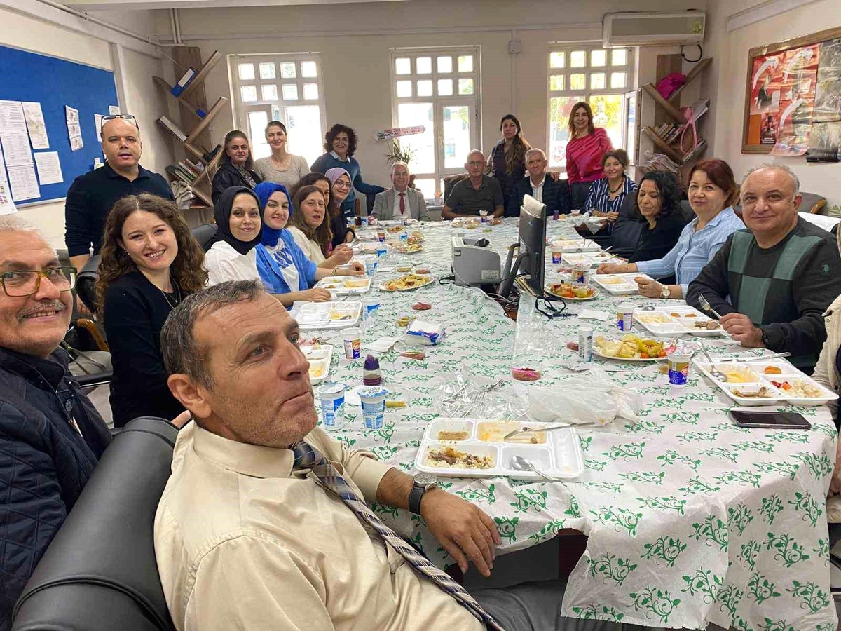 Güvenlik Amcası Emekli Oldu