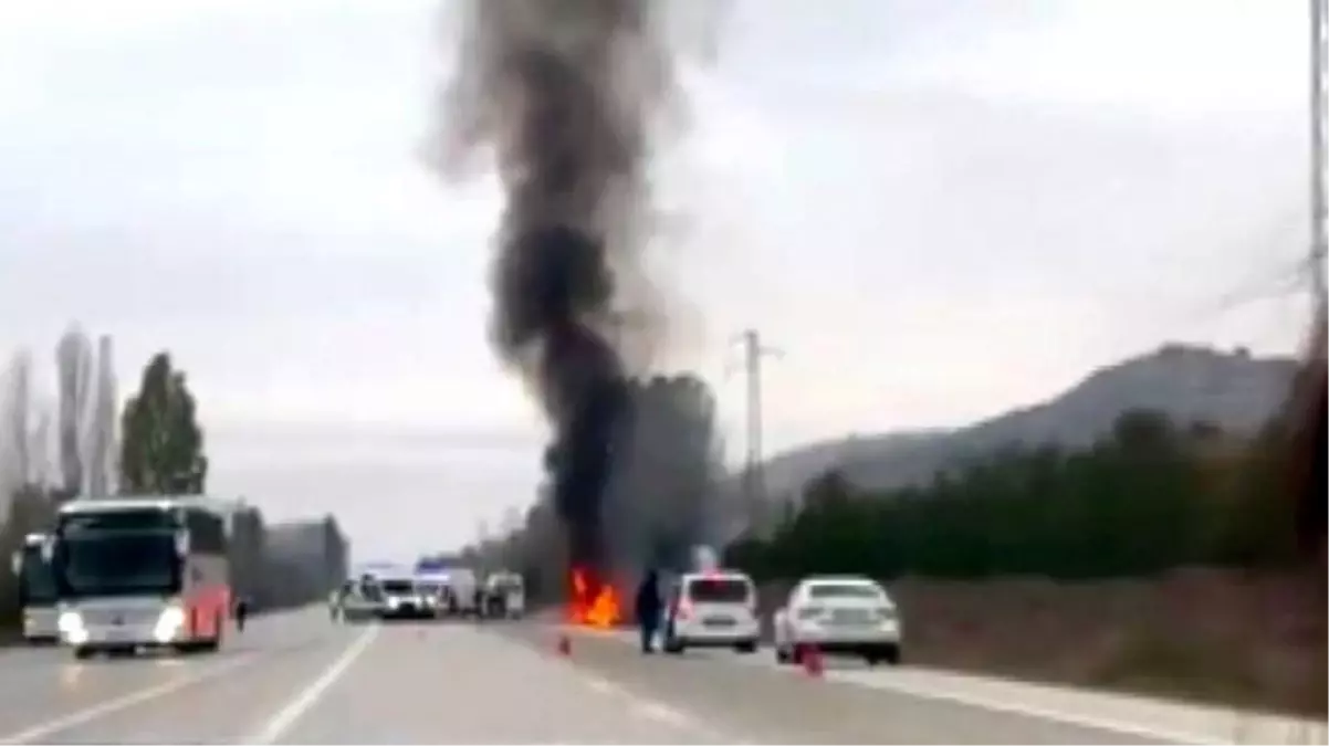 Erzincan\'da Trafik Kazası: 5 Kişi Hayatını Kaybetti