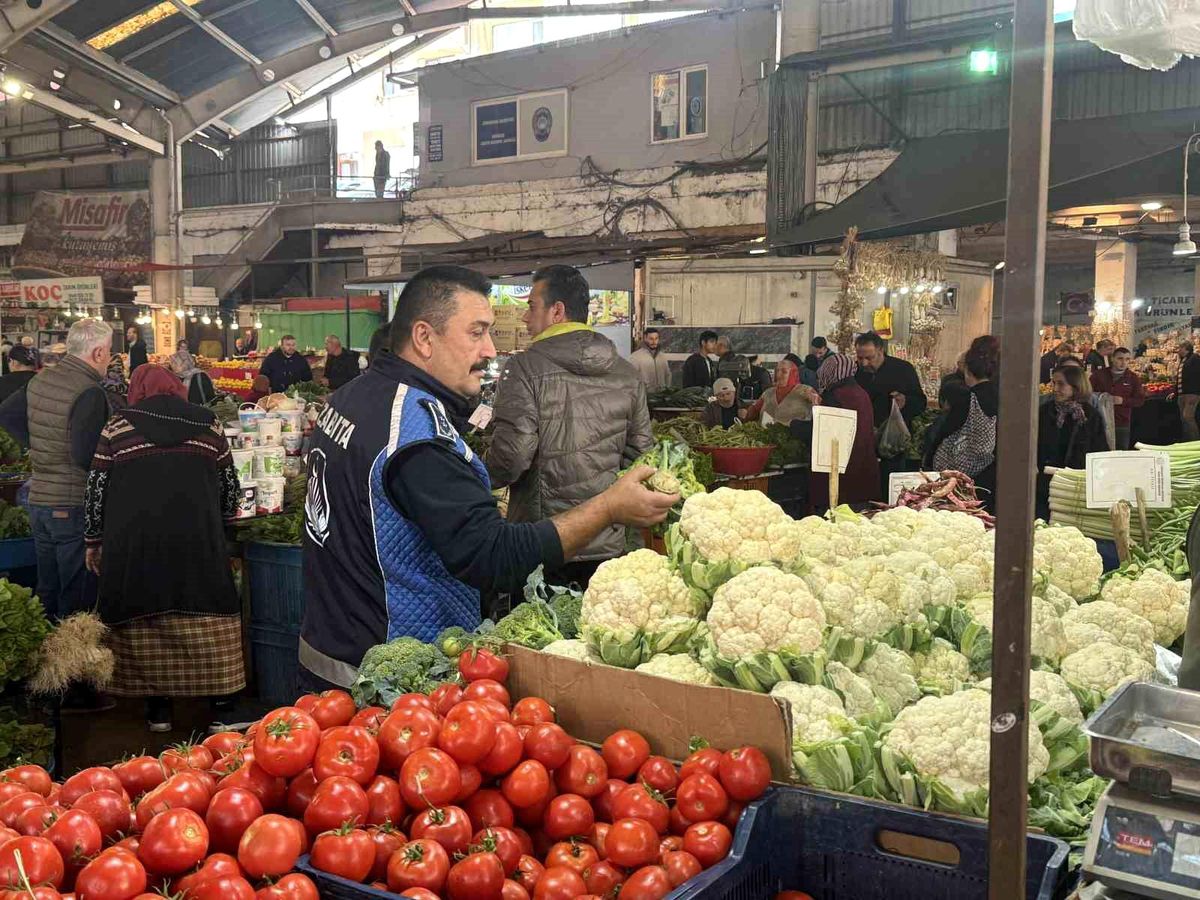 Zonguldak\'ta Halk Pazarında Fiyat Denetimi