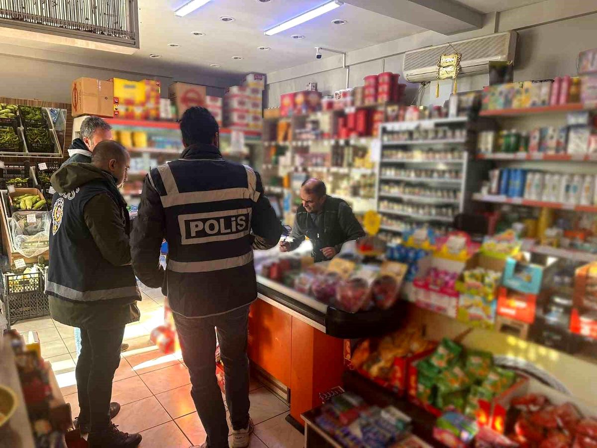 Kars\'ta Okul Çevresine Güvenlik Denetimi