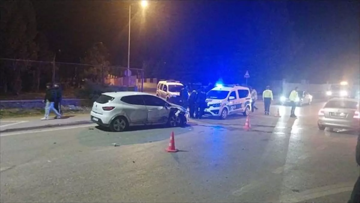 Seydişehir\'de Trafik Kazası: 3 Yaralı