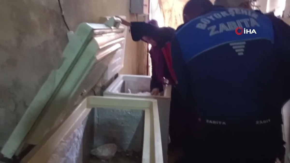 Hatay\'da Sağlıksız Koşullarda 220 Kilo Et İmha Edildi