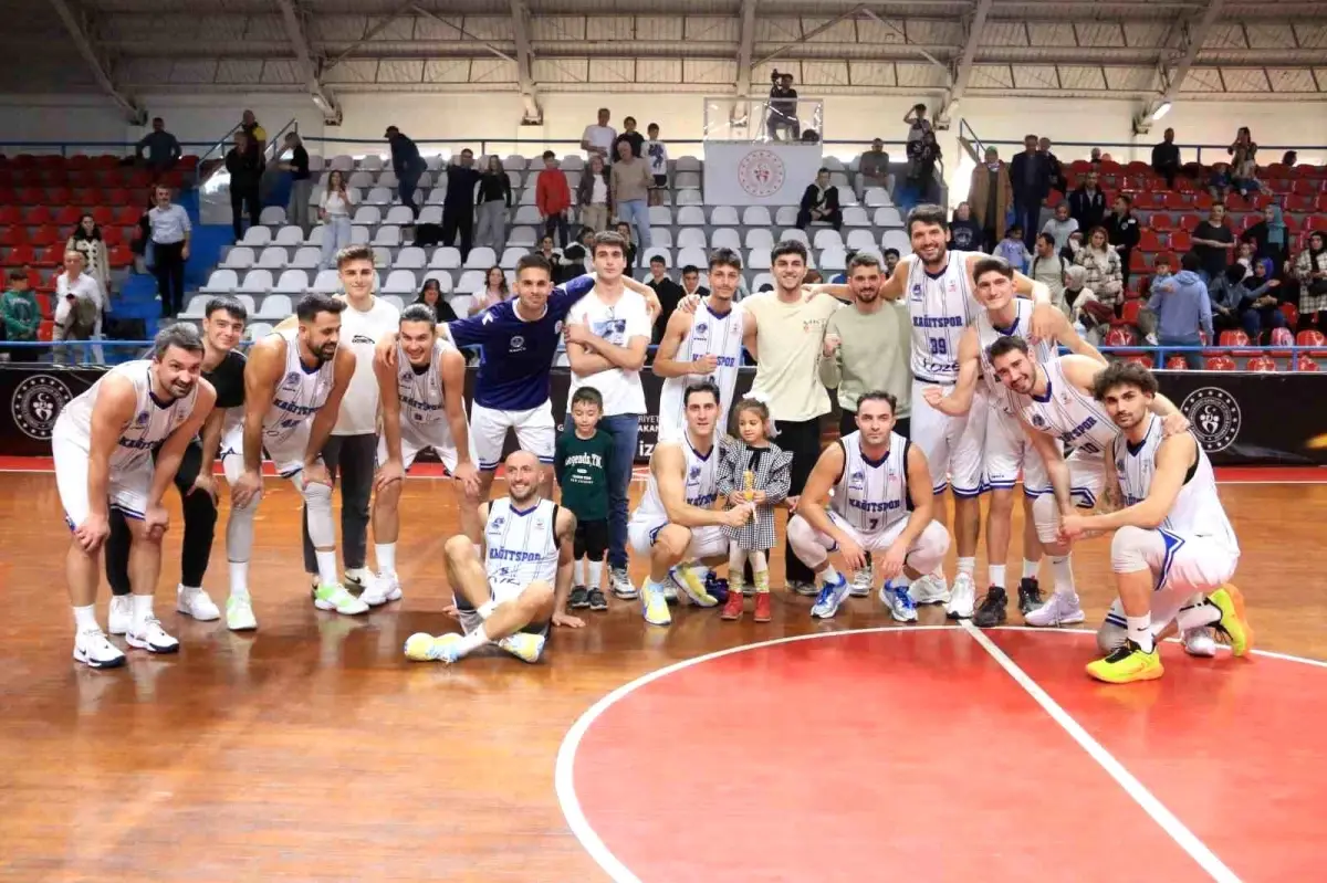 Kocaeli BŞB Kağıtspor, Göztepe\'yi 58-54 Yendi