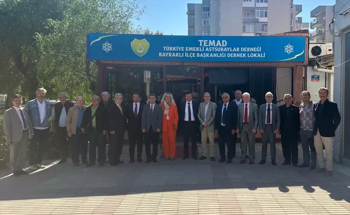 Tengilimoğlu\'ndan İzmir\'de Ziyaretler