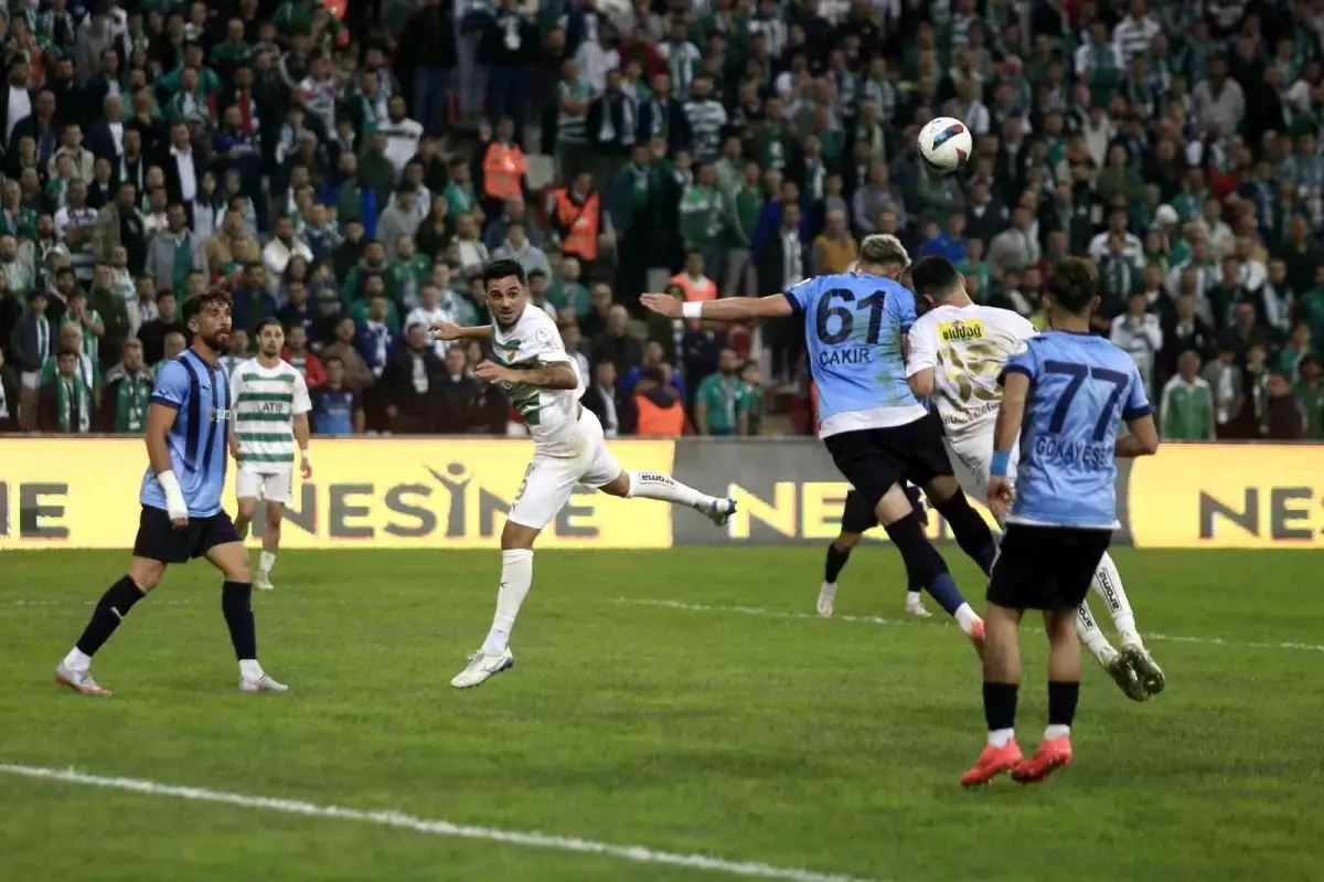 Bursaspor, Kütahyaspor\'u 3-0 Mağlup Etti