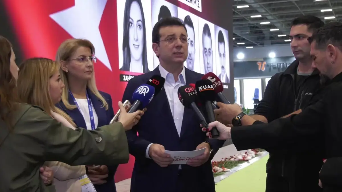 Tusaş Stantını Ziyaret Eden İmamoğlu: "Özellikle Savunma Sanayine Yapılan Bu Saldırı Milletimize Yapılmış Bir Saldırıdır"