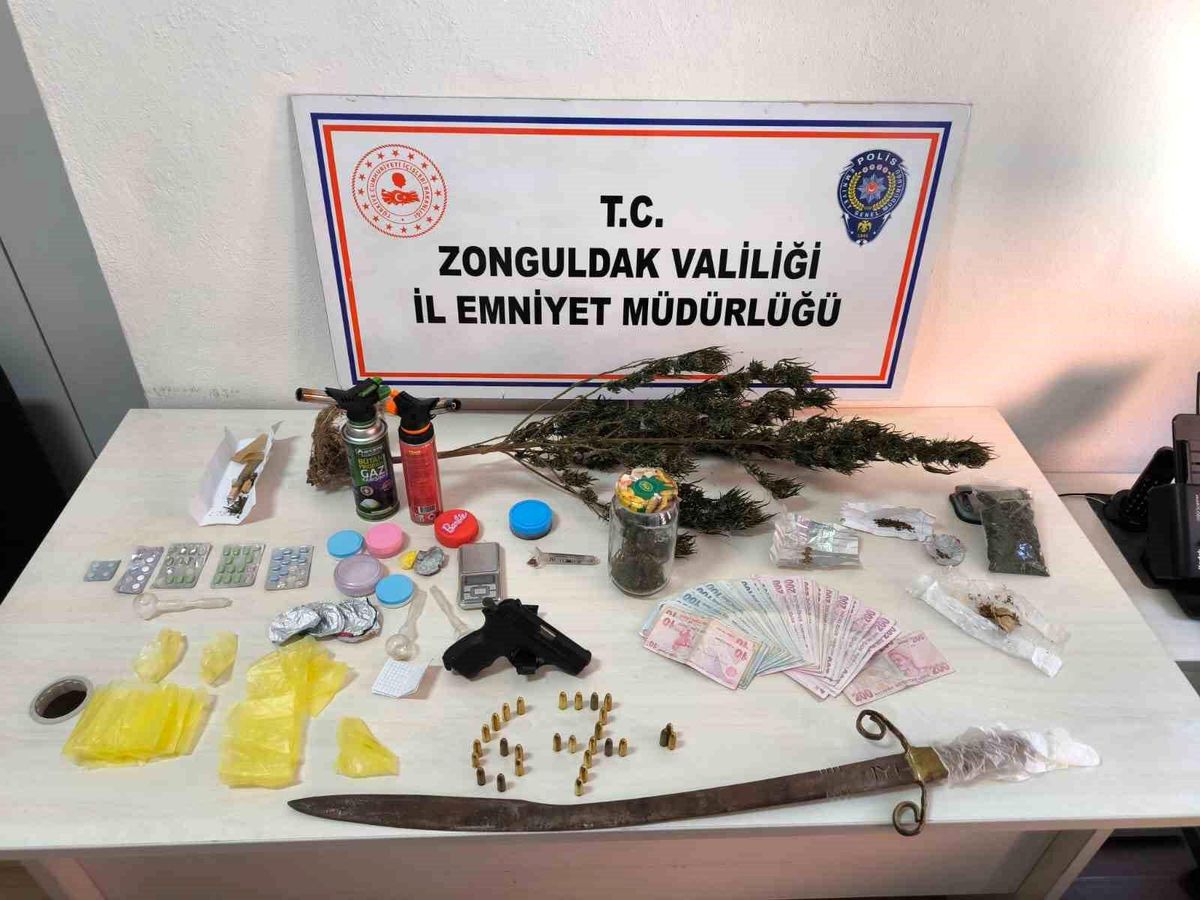 Zonguldak\'ta Uyuşturucu Operasyonu: 6 Gözaltı