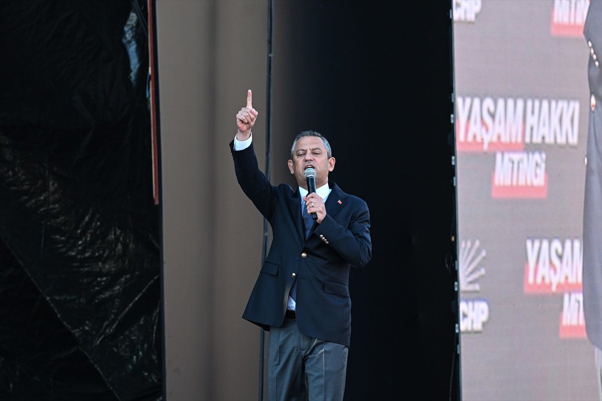 CHP Genel Başkanı Özel, "Teröre ve Şiddete Karşı Yaşam Hakkı Mitingi"nde konuştu Açıklaması