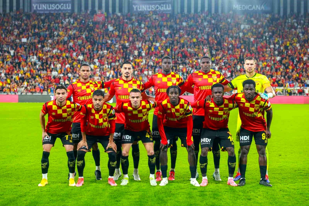Göztepe İç Sahada Parlıyor
