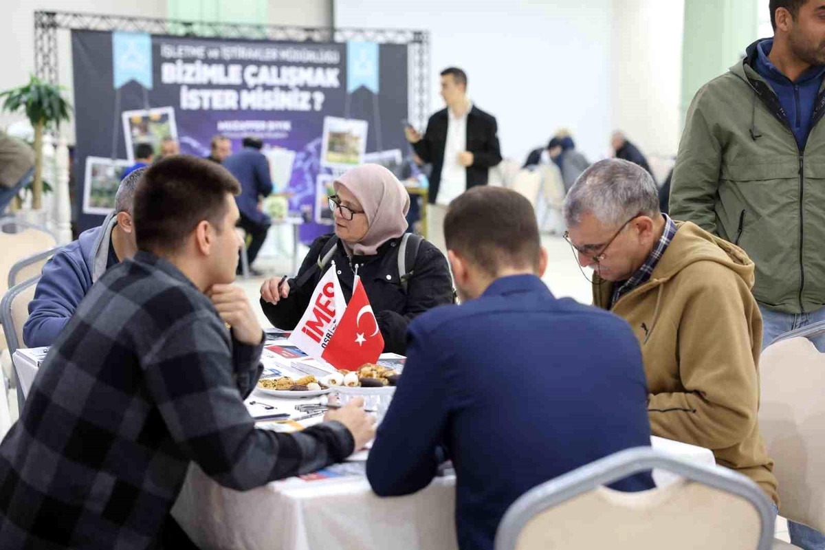 Darıca\'da 3. İstihdam Fuarı Düzenlendi
