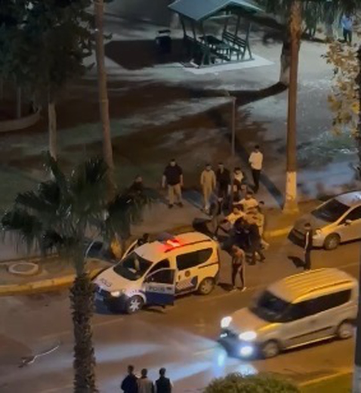 Mersin\'de Tartışma Kavgaya Dönüştü