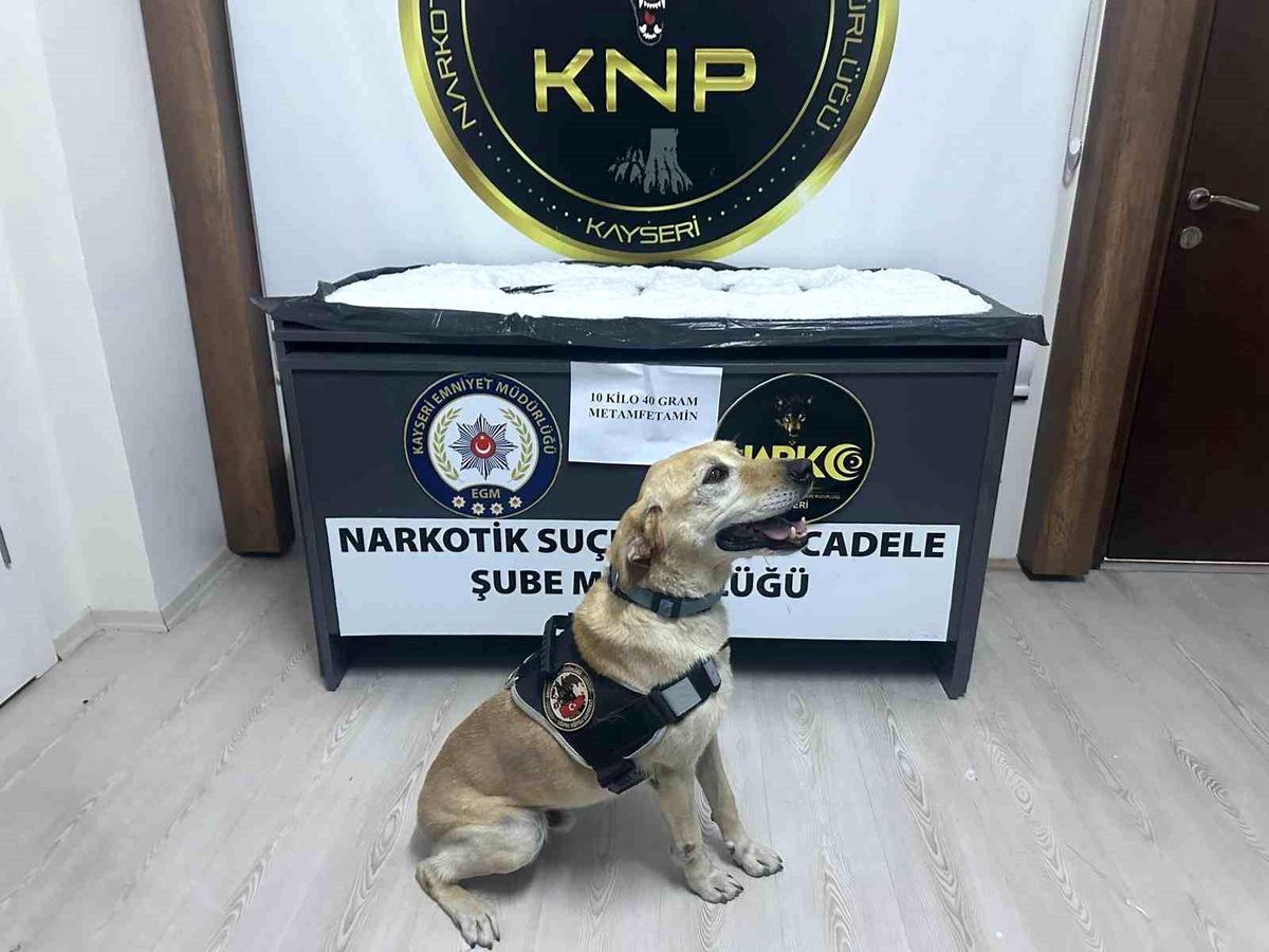 Kayseri\'de 10 Kilo Uyuşturucu Ele Geçirildi
