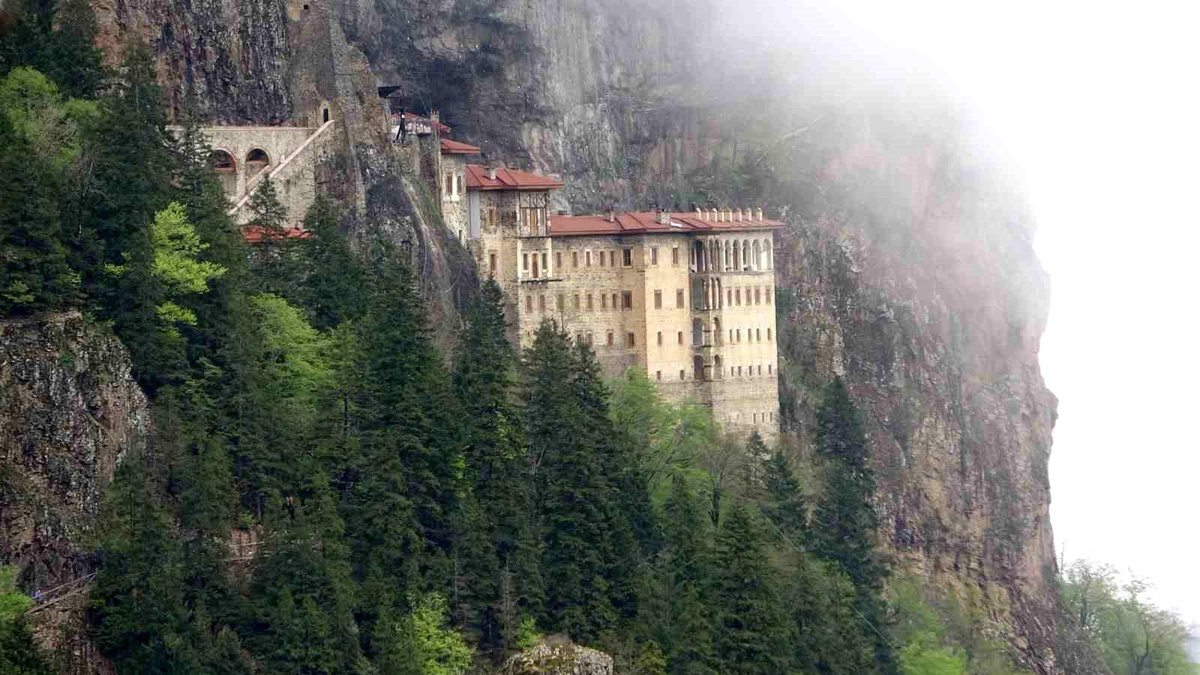 Trabzon\'da Turizmde Yabancı Düşüşü, Yerli Artışı