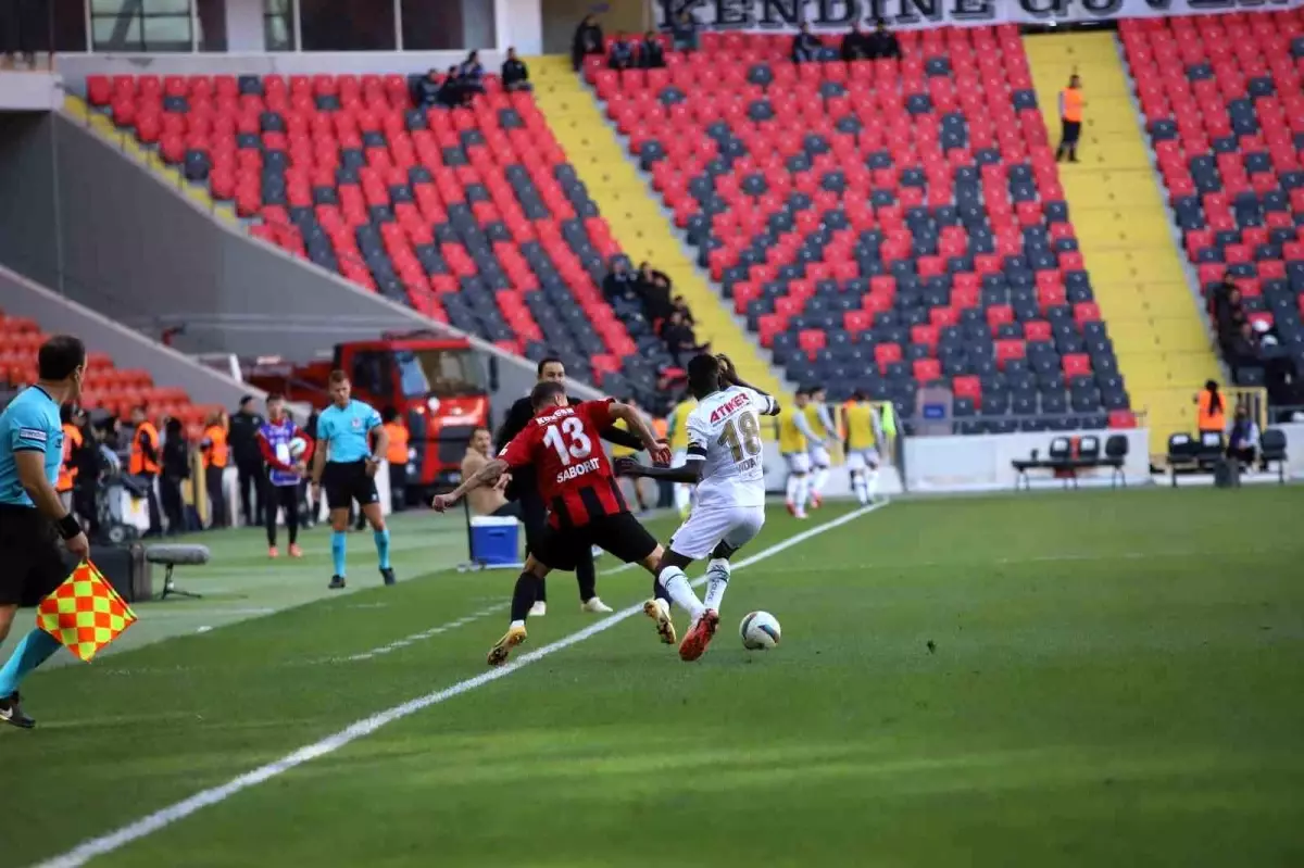 Gaziantep FK, Konyaspor\'u 3-1 Mağlup Etti