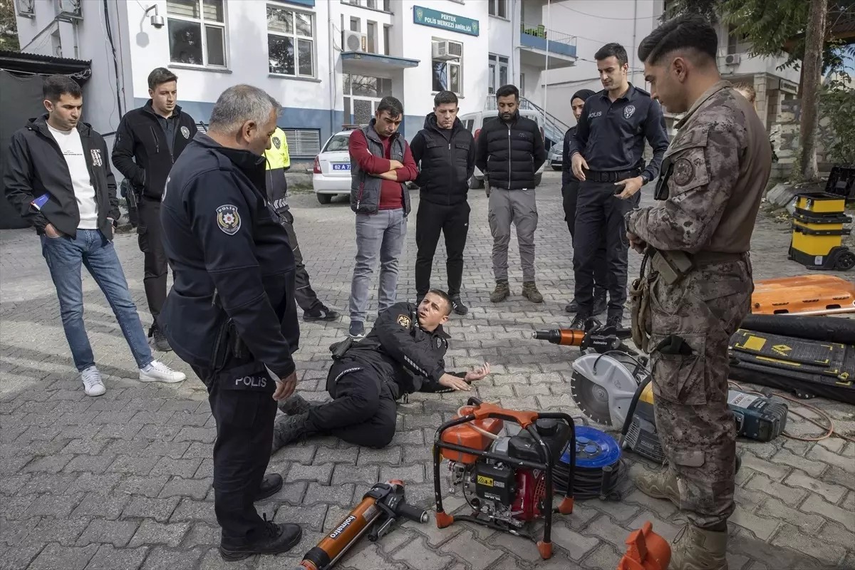 Tunceli\'de Afet Bilinçlendirme Projesi