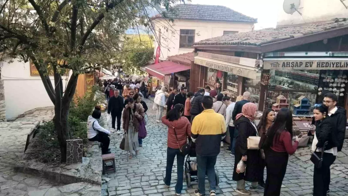 Safranbolu\'da Hafta Sonu Turist Yoğunluğu