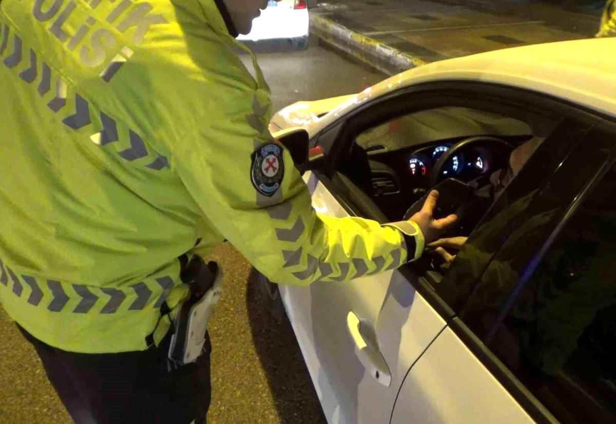 Aksaray\'da Gece Trafik Denetimleri Sürüyor