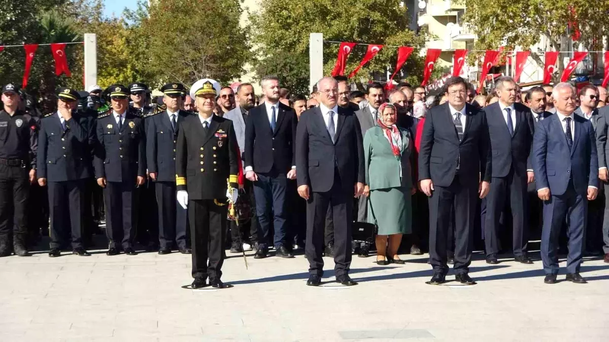 Çanakkale\'de 29 Ekim Cumhuriyet Bayramı Kutlamaları