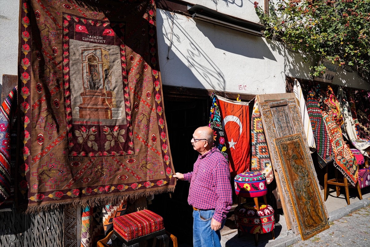 Cumhuriyet Kilimi 25 Yıldır Sergileniyor