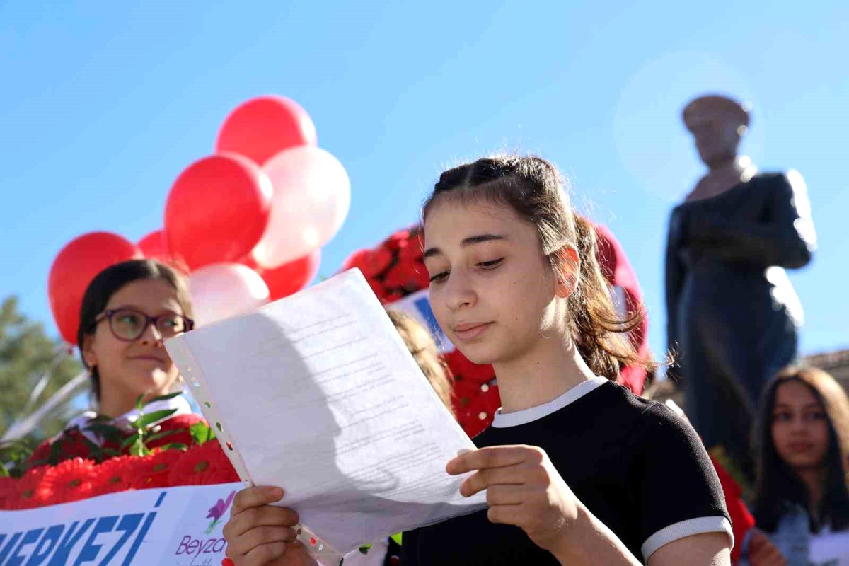 Elazığlı Öğrencilerden Atatürk\'e Mektup