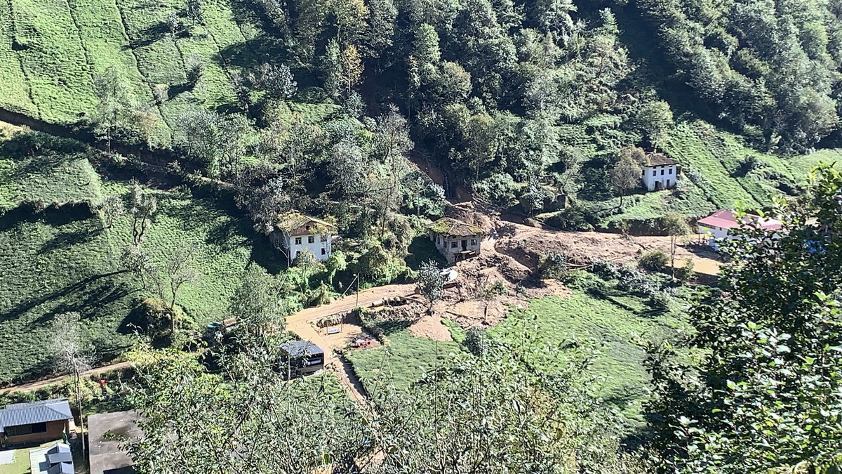 Rize\'de Heyelan Sonrası Temizlik Çalışmaları