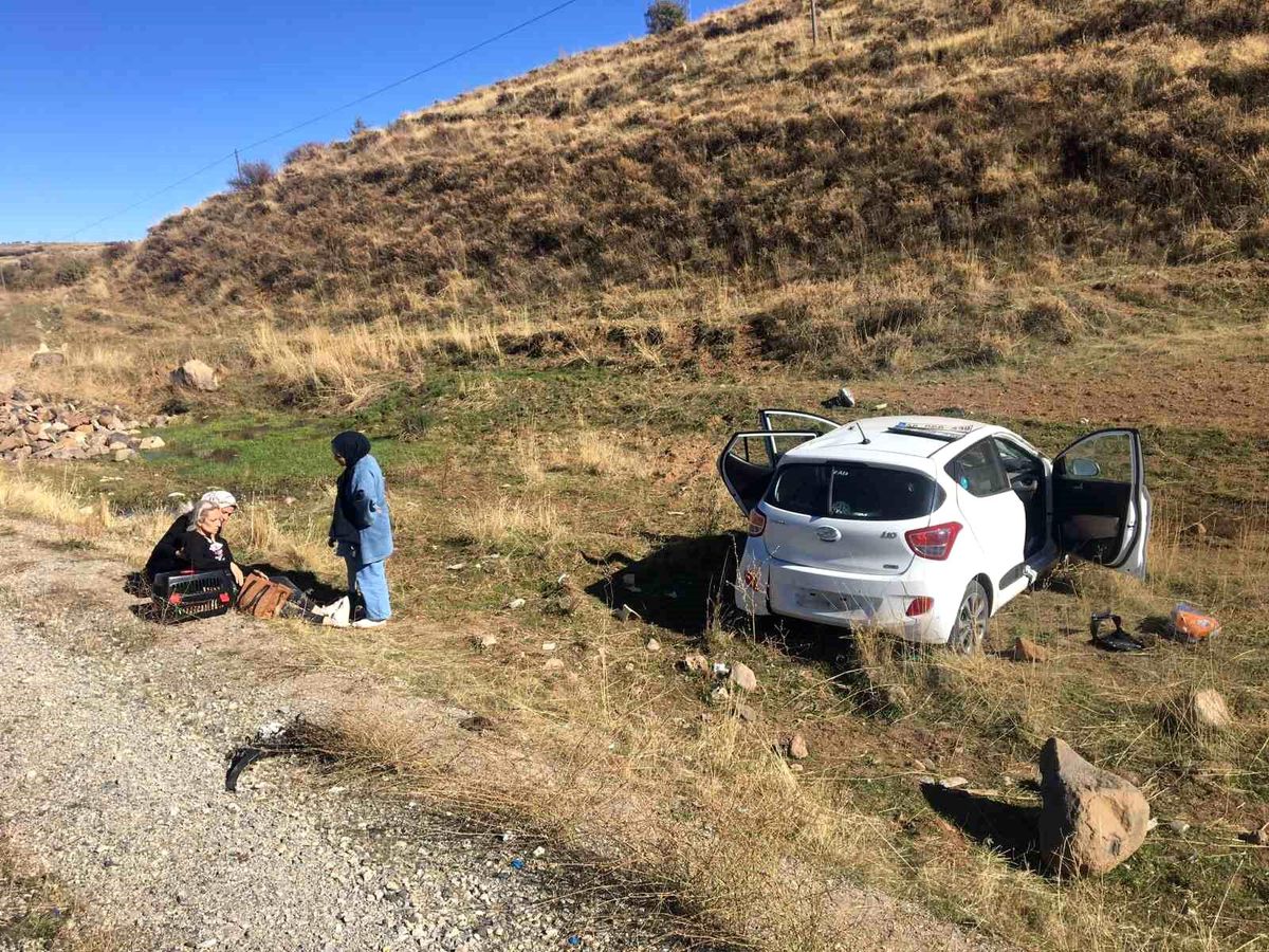 Bingöl\'de trafik kazası: 2 yaralı