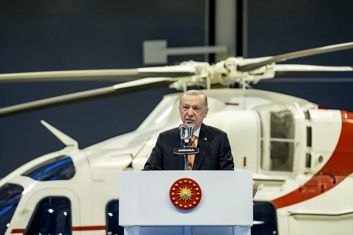 Cumhurbaşkanı Erdoğan, TUSAŞ\'ta GÖKBEY Helikopteri Teslimat Töreni"nde konuştu: (2)