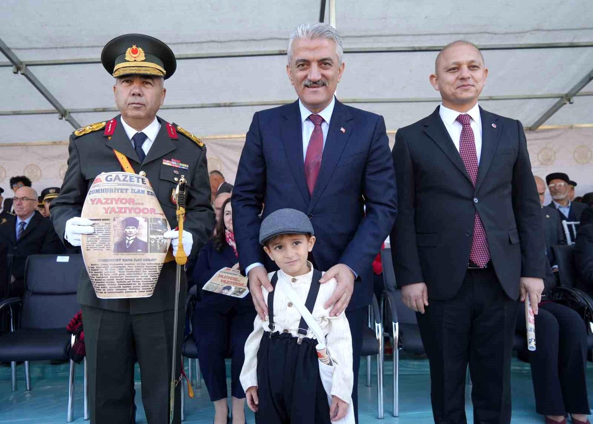 Kırıkkale\'de Cumhuriyet Bayramı Coşkuyla Kutlandı