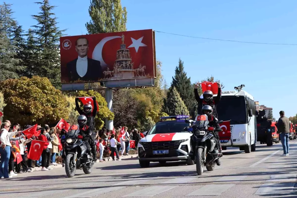 Cumhuriyetin 101\'inci yılı Eskişehir\'de coşkuyla kutlandı