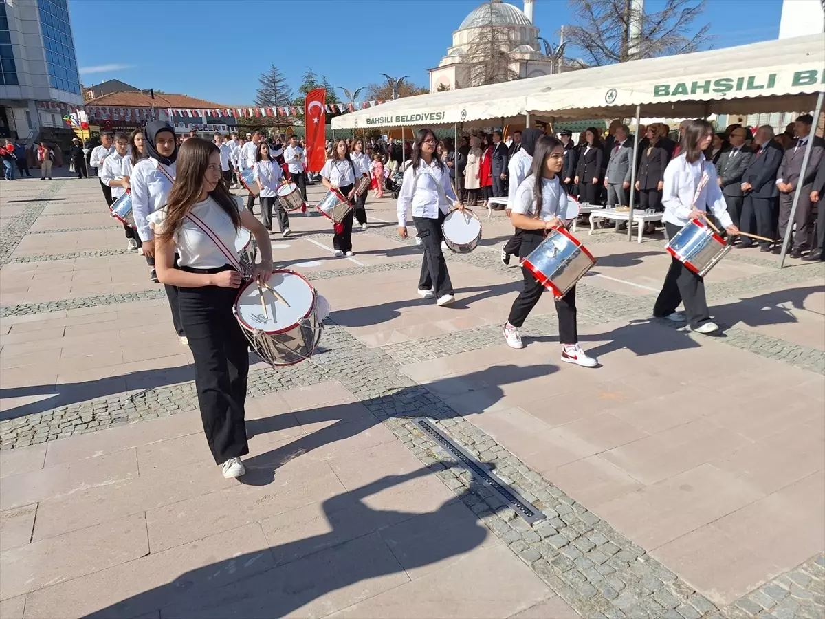 Karakeçili ve Bahşılı\'da 29 Ekim Cumhuriyet Bayramı kutlandı