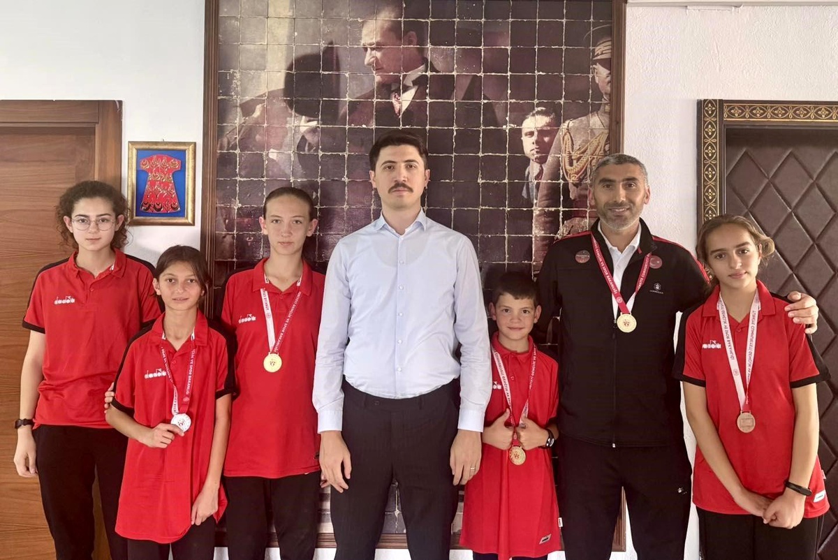 Cumhuriyet Koşusu\'nda Başarılar Kutlandı