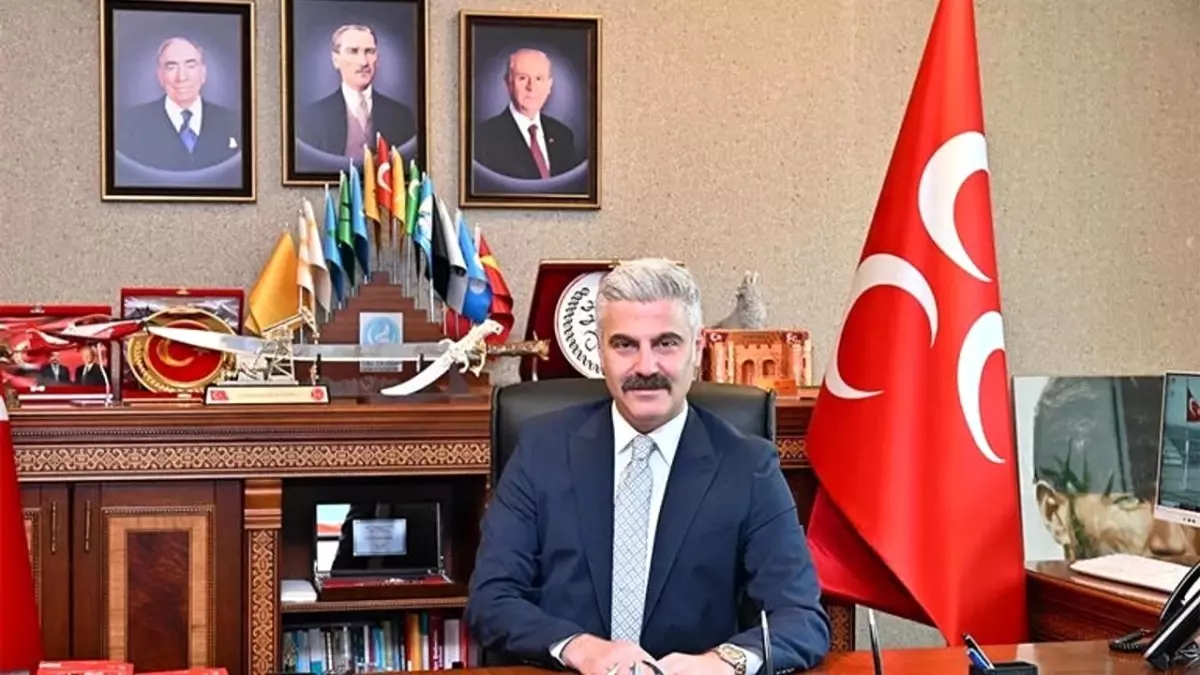 MHP MDK Başkanı Alperen: "Milletimiz hürriyetinden asla ödün vermeyeceğini tüm dünyaya göstermiştir"