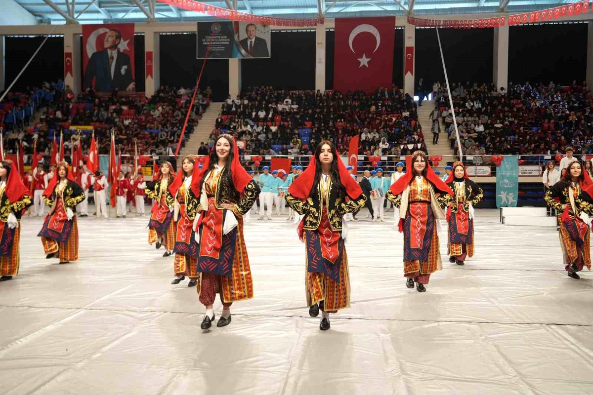 Niğde\'de Cumhuriyet Bayramı coşkuyla kutlandı