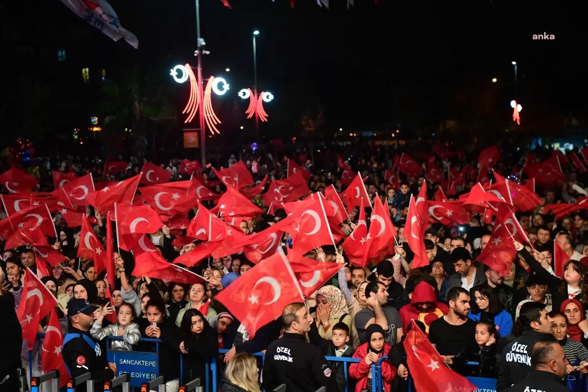 Sancaktepe\'de Cumhuriyet Bayramı Coşkusu Aleyna Tilki ile Zirveye Taşındı