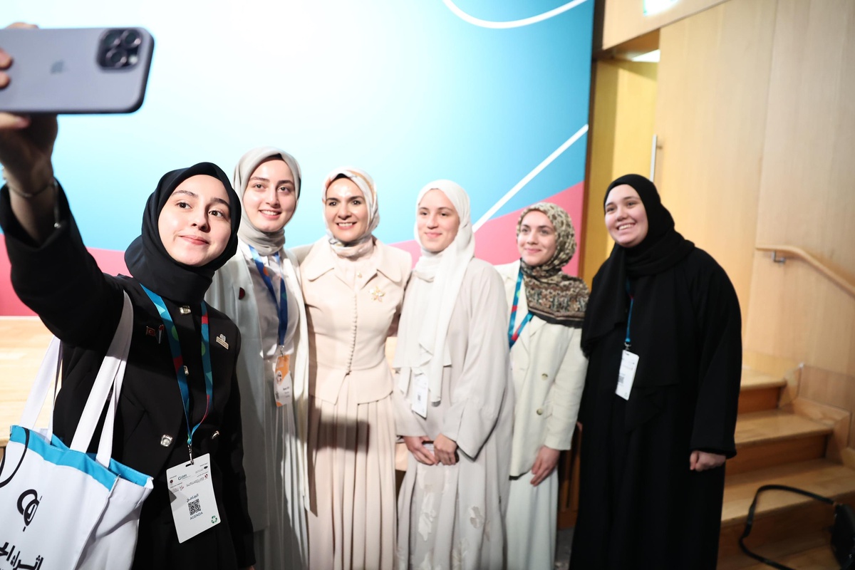 Aile ve Sosyal Hizmetler Bakanı Göktaş, \'Aile ve Çağdaş Megatrendler Konferansı\'nda konuştu