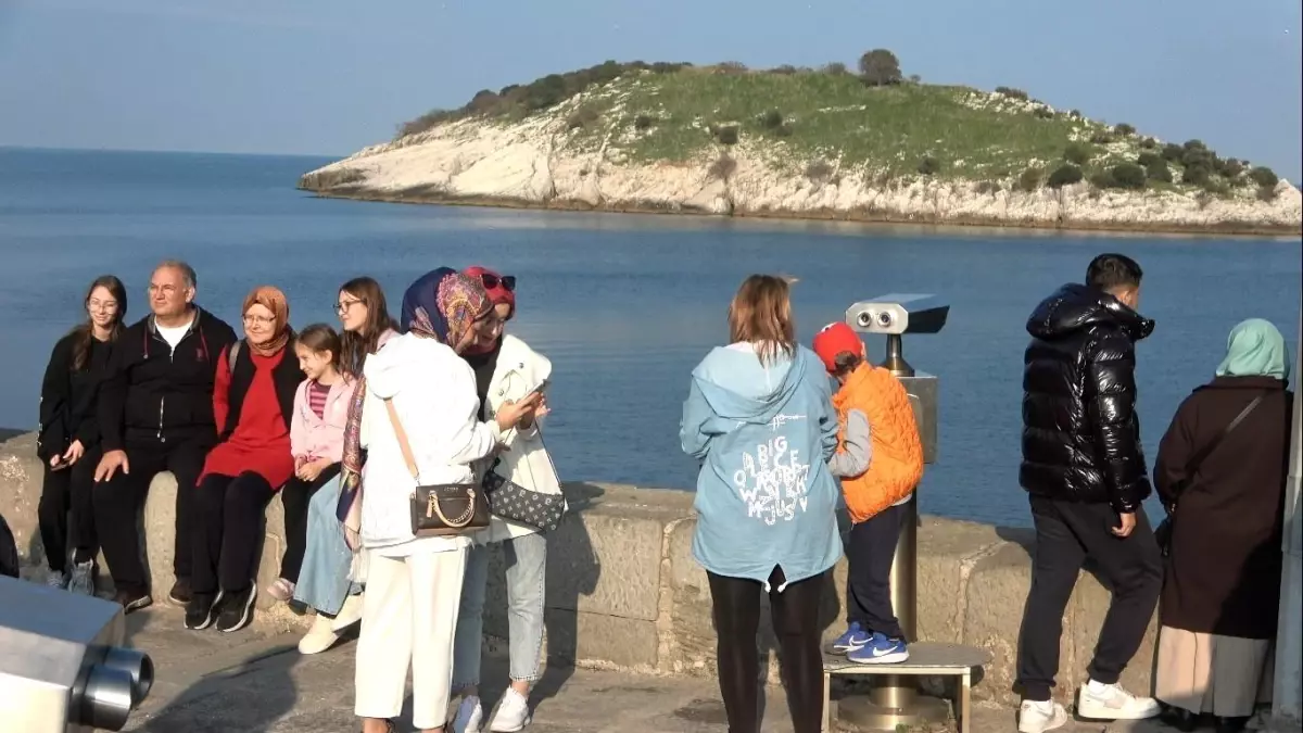 Amasra\'da 150 Bin Turist Yoğunluğu