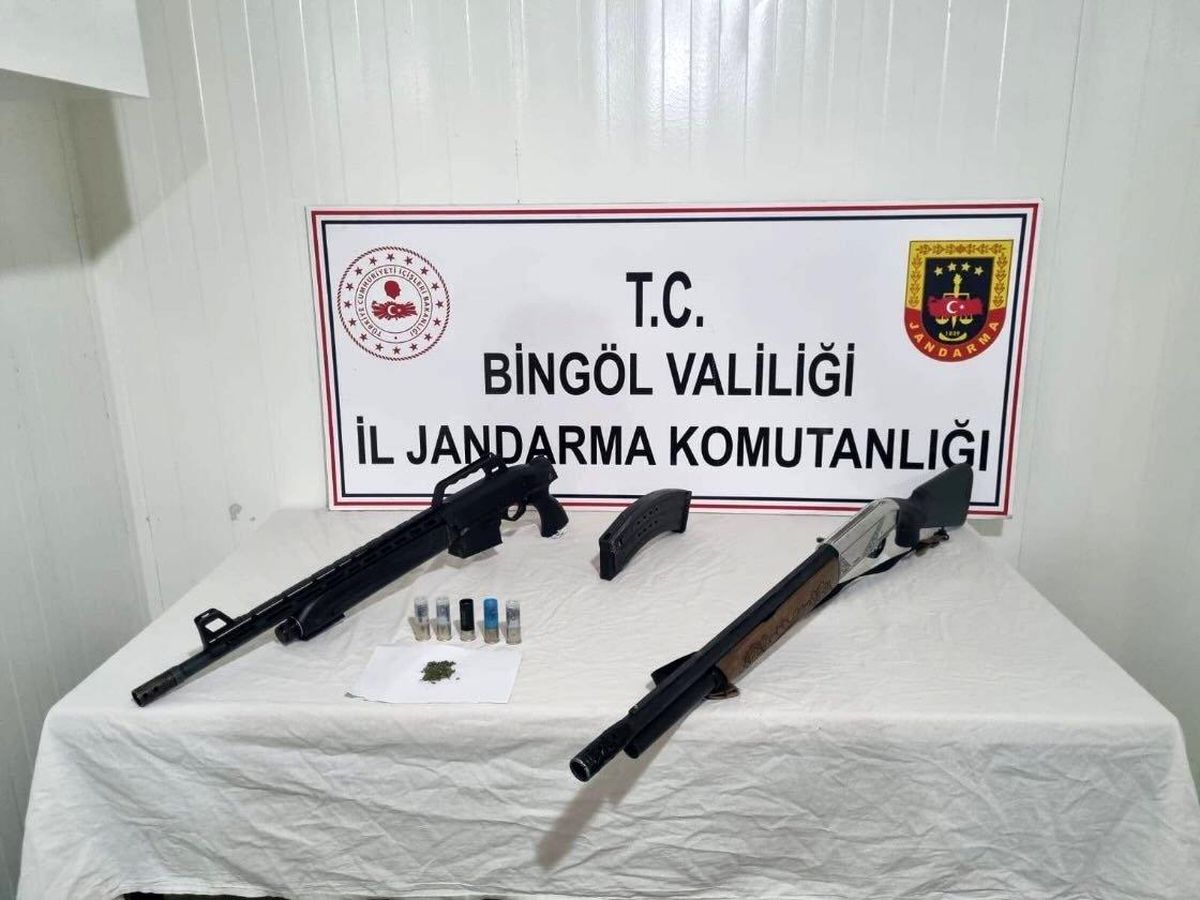 Bingöl\'de uyuşturucu ve ruhsatsız tüfek ele geçirildi