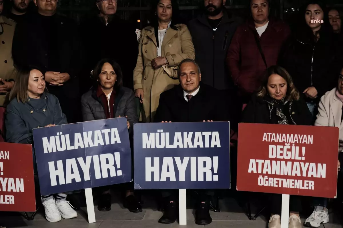 CHP\'den Mülakat Skandalı İçin Eylem