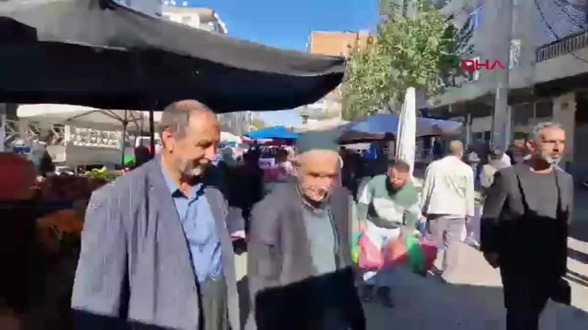 Diyarbakır\'da Pazar Kavgası: 4 Yaralı