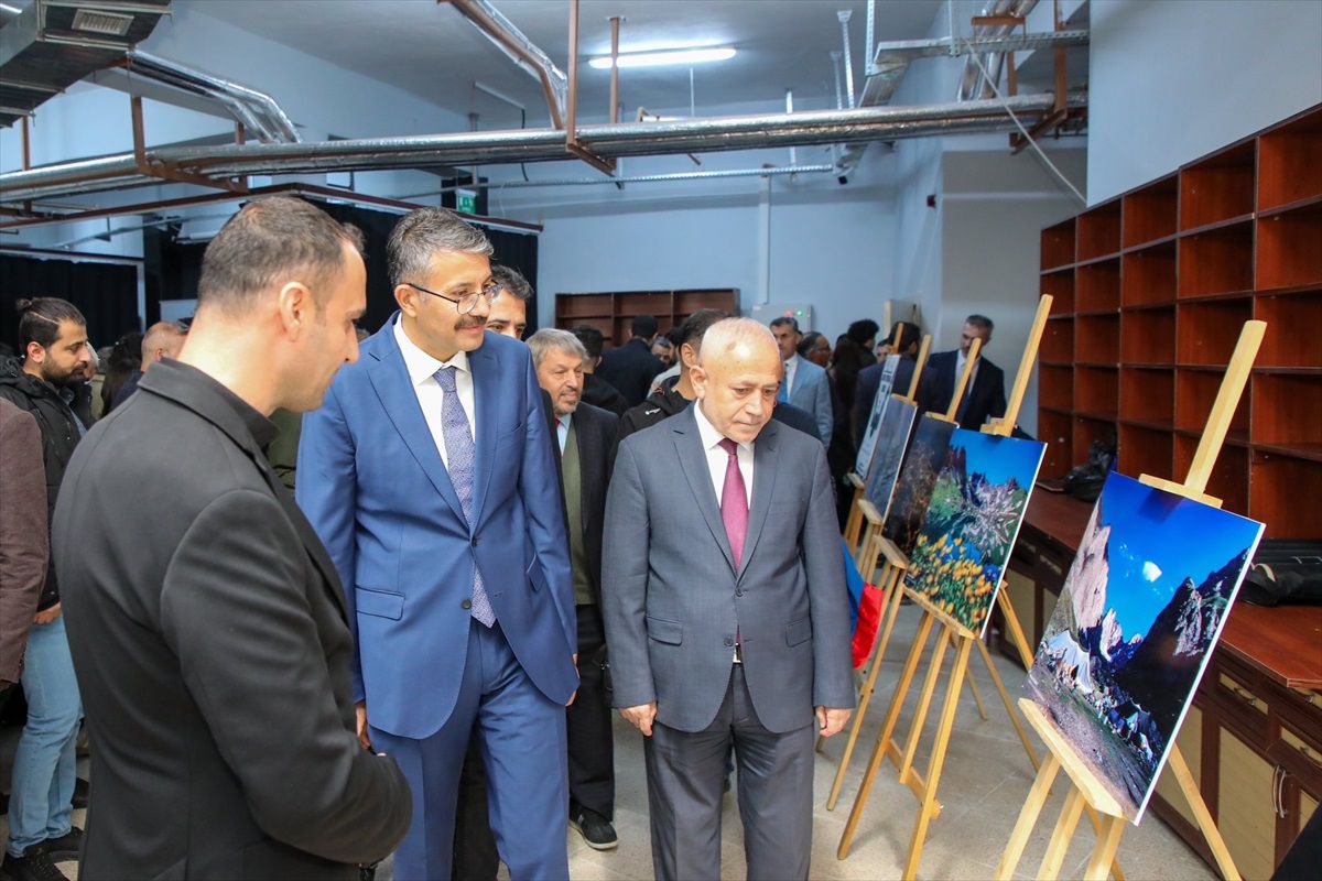 Hakkari Üniversitesinde akademik yıl açılış töreni düzenlendi