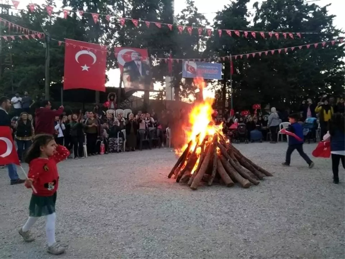 Hisar Mahallesi\'nde Cumhuriyet Bayramı Coşkusu