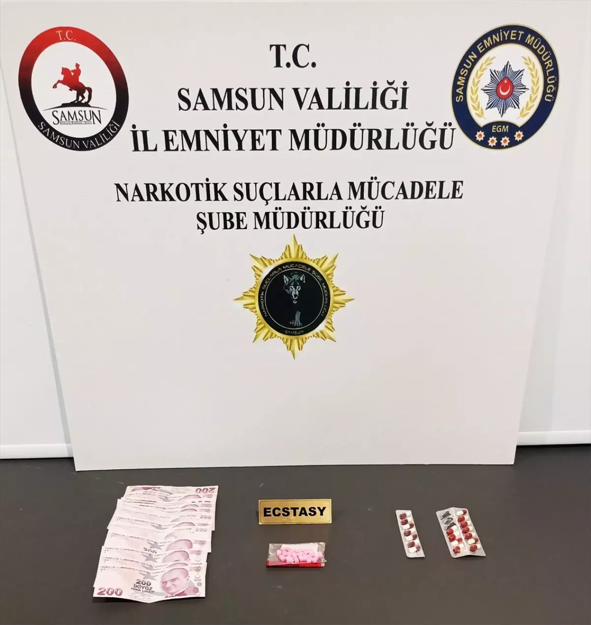 Samsun\'da Uyuşturucu Operasyonu: 17 Gözaltı