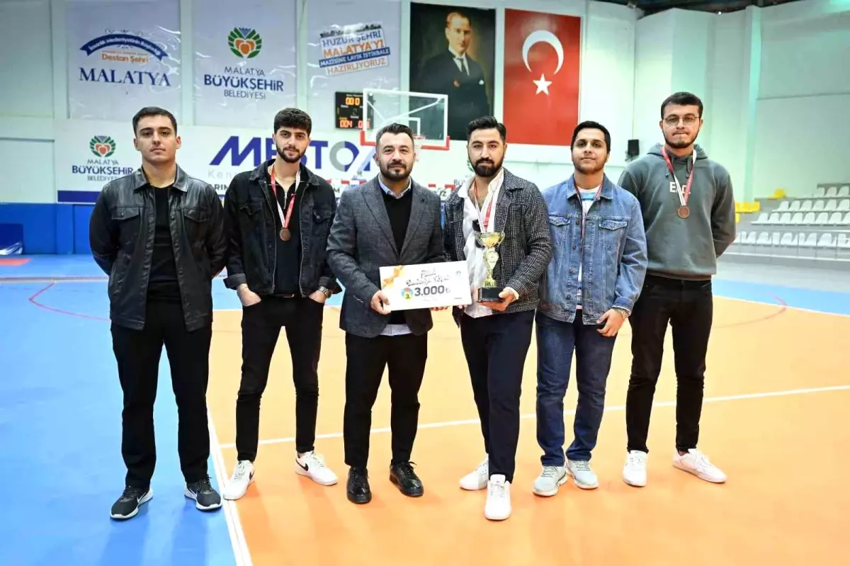 29 Ekim Cumhuriyet Kupası Futsal Turnuvası Sonuçlandı