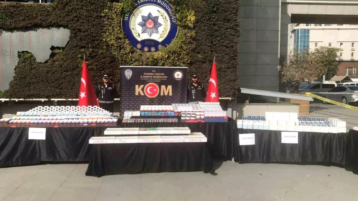 İstanbul\'da Kaçak İlaç Operasyonu: 628 Bin Tablet Ele Geçirildi